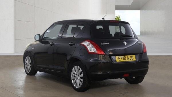 Suzuki Swift 2010 - Cars in Slough