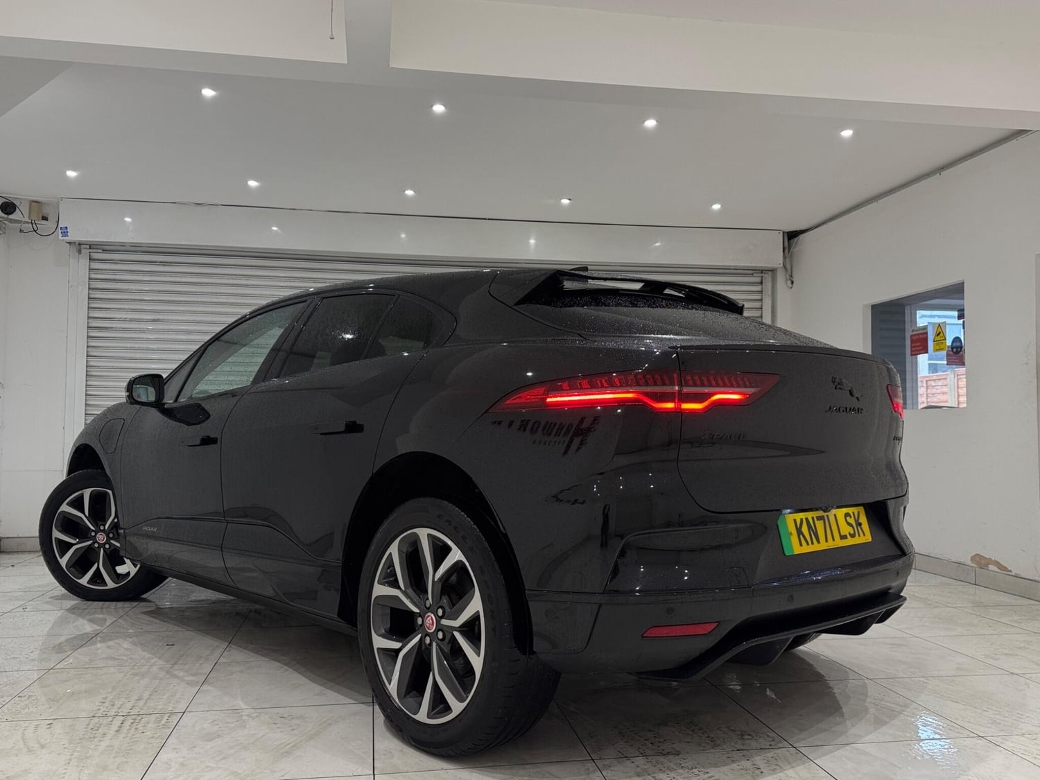 Jaguar I-Pace 2021 - Cars