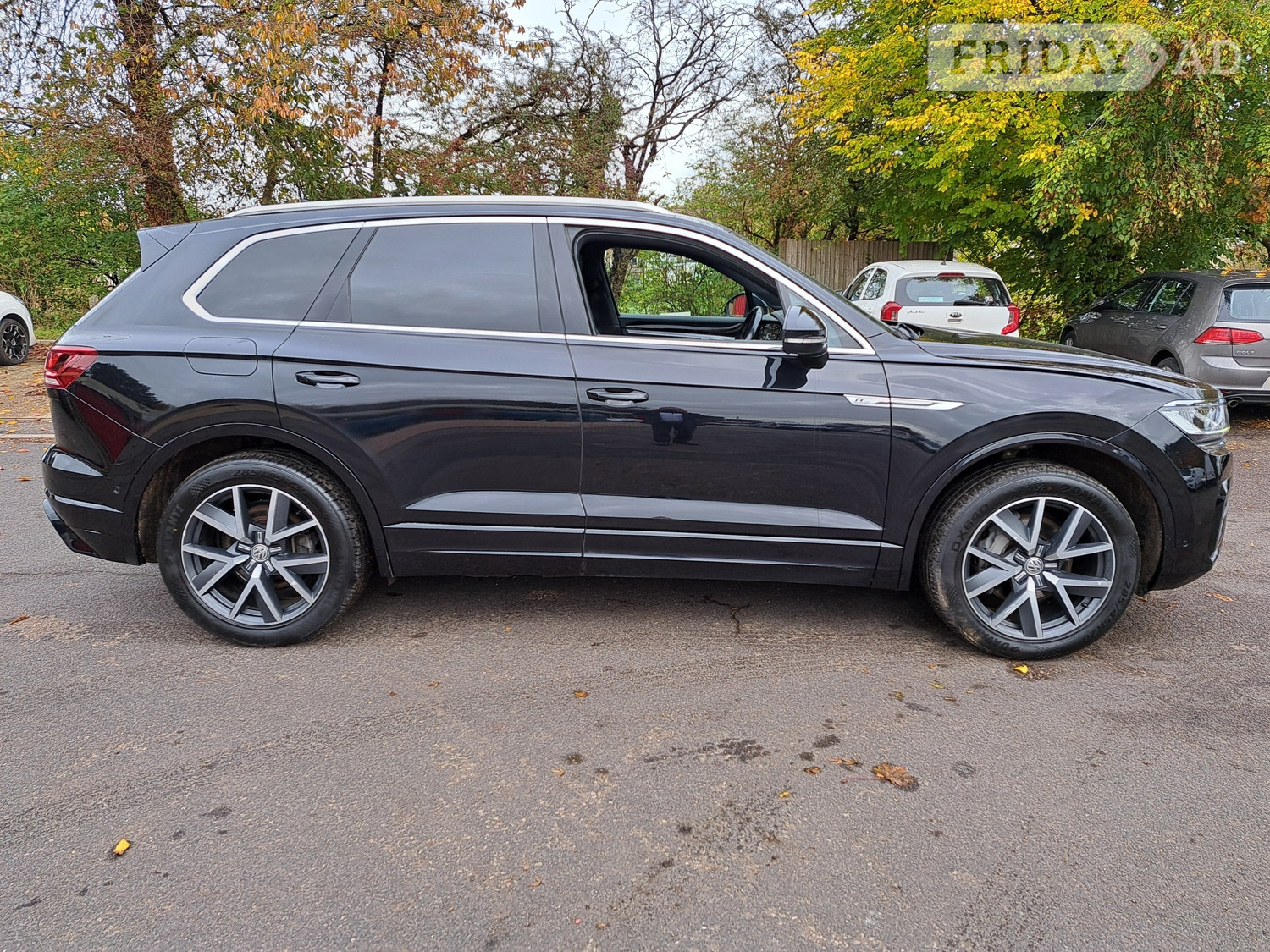 Volkswagen Touareg 2019 - Cars