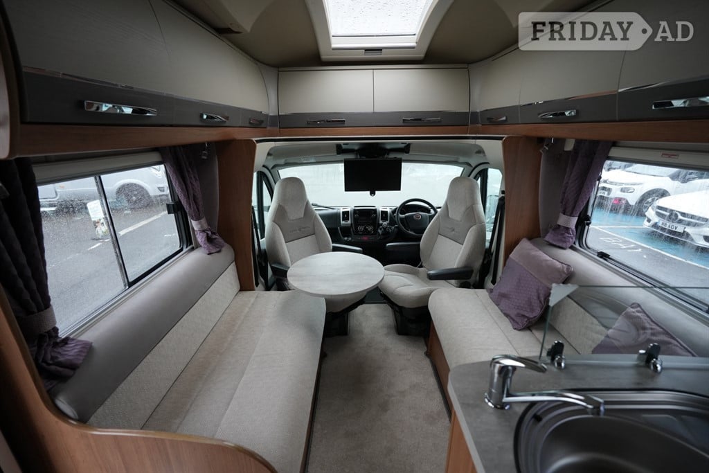 Auto-Trail Tracker FB FIAT 4 BERTH 2 TRAVEL SEAT MOTORHOME 2019 for sale - Motorhomes & Caravans in Haywards Heath