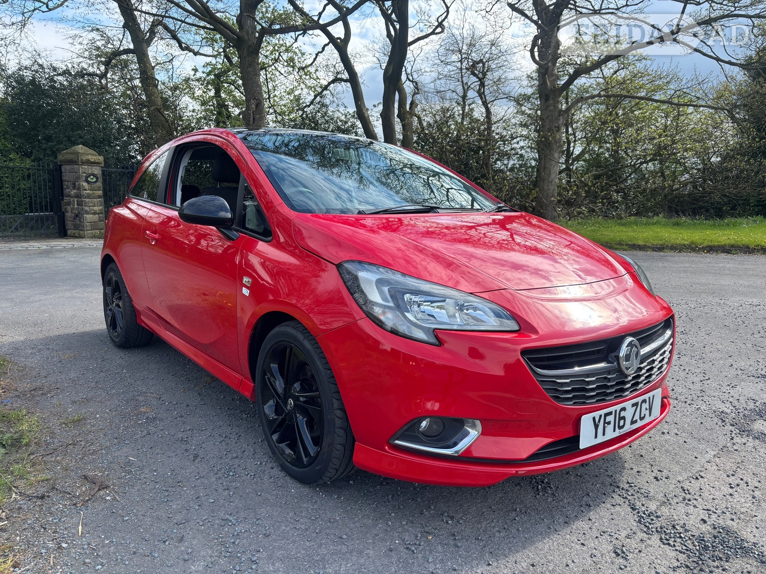 Vauxhall Corsa 2016 in Leeds