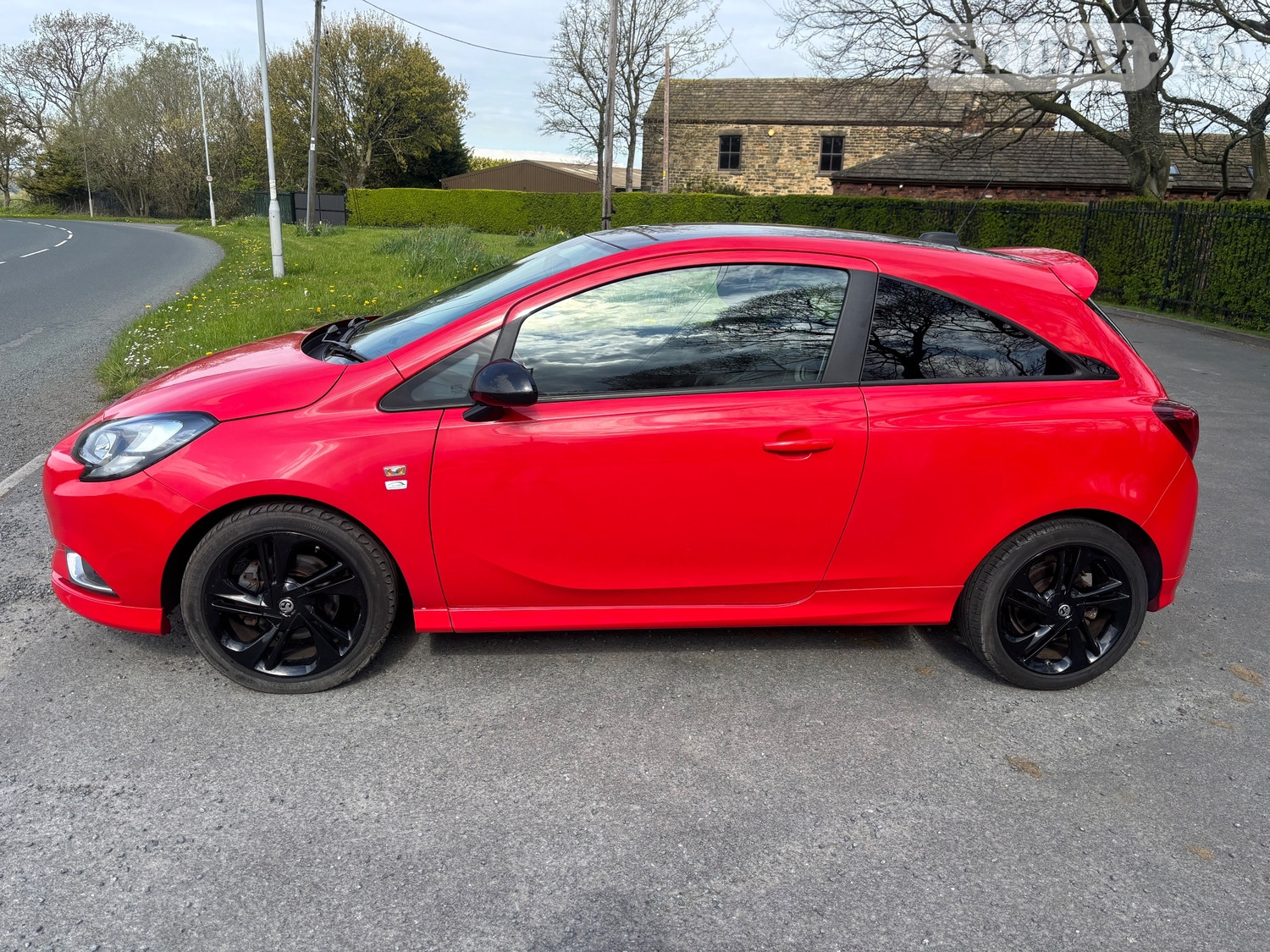 Vauxhall Corsa 2016 - Cars in Leeds