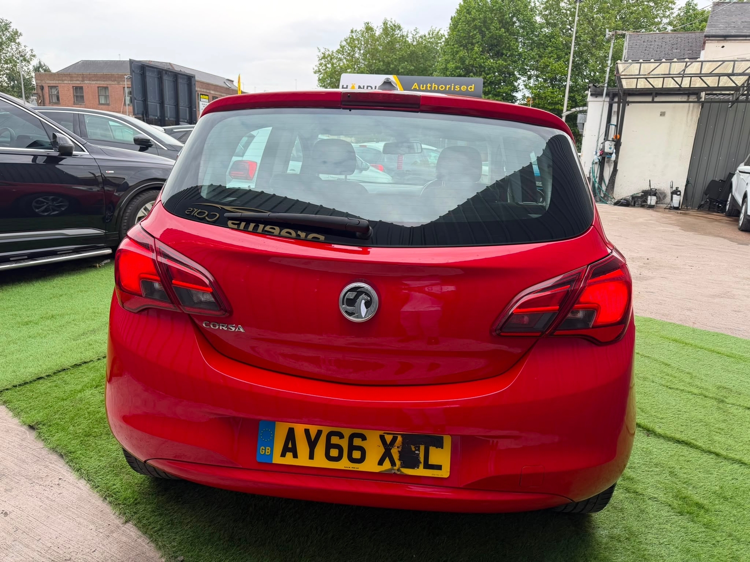 Vauxhall Corsa 2016 - Cars in Oldbury