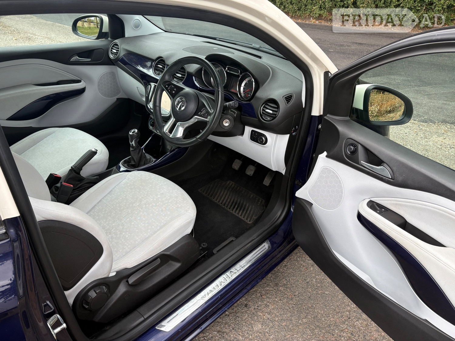 Vauxhall Adam 2014 - Cars