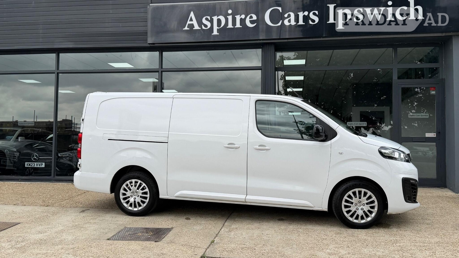 Vauxhall Vivaro 2023 - Vans & Commercial Vehicles