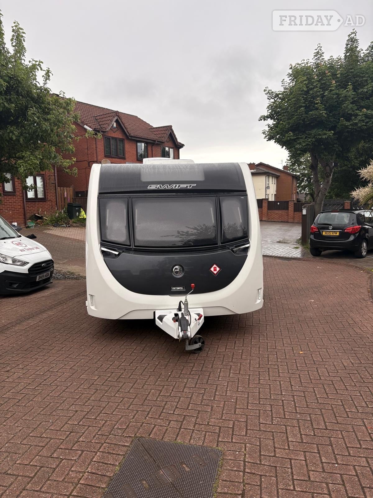 Swift Challenger Wide 2023 - Motorhomes & Caravans