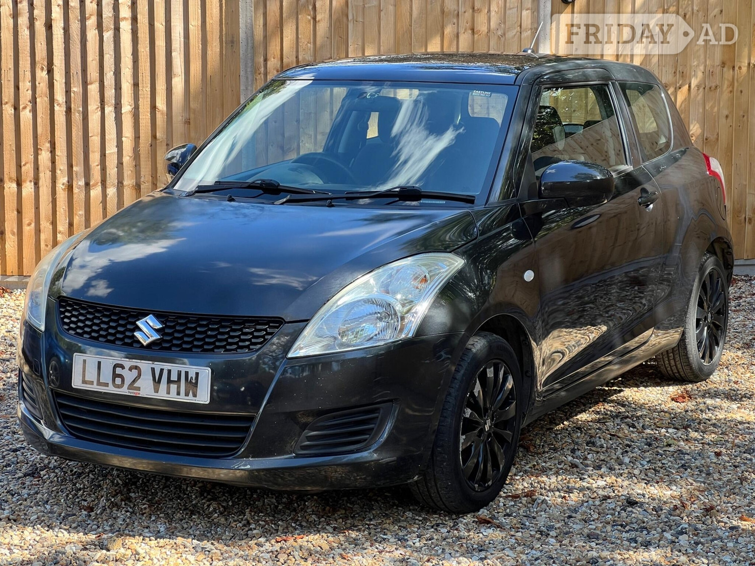 Suzuki Swift 2012 - Cars in Cranleigh