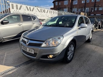 Vauxhall Astra 2010