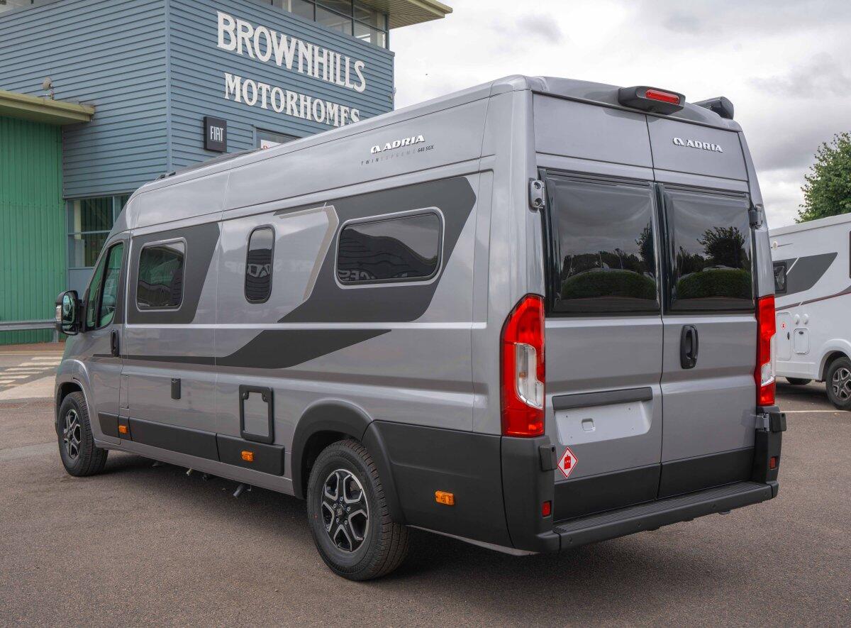 [2 berth ]Adria Twin Supreme 640 SGX 140BHP Auto Fiat 140
