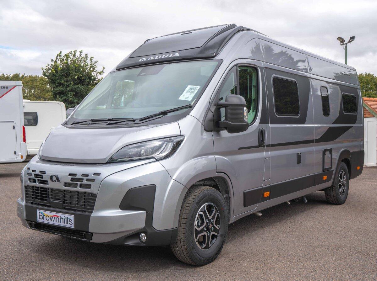 Adria Twin Supreme 640 SGX 140BHP Auto Fiat 140  for sale - Motorhomes & Caravans in Newark