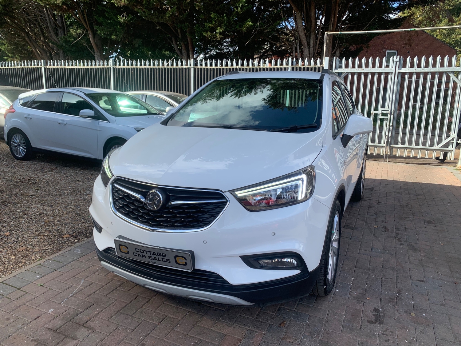 Vauxhall Mokka X 2016 - Cars in Hayes