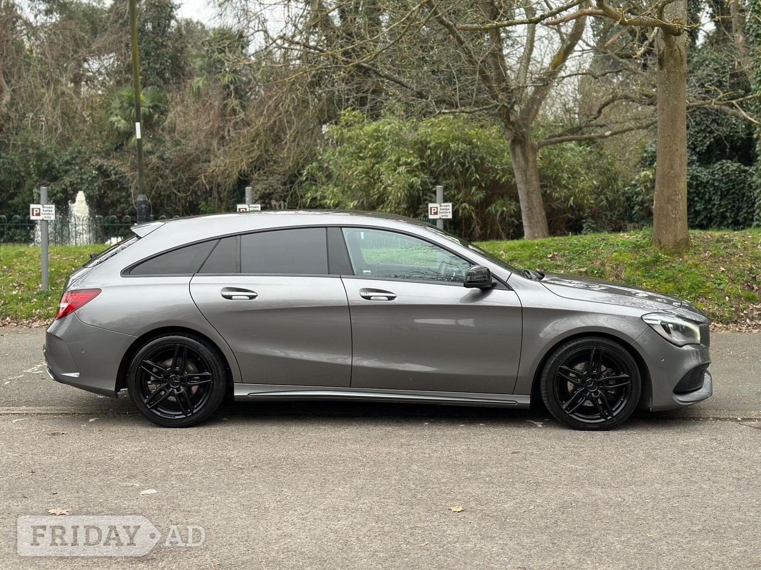 [ berth ]Mercedes-Benz CLA Class