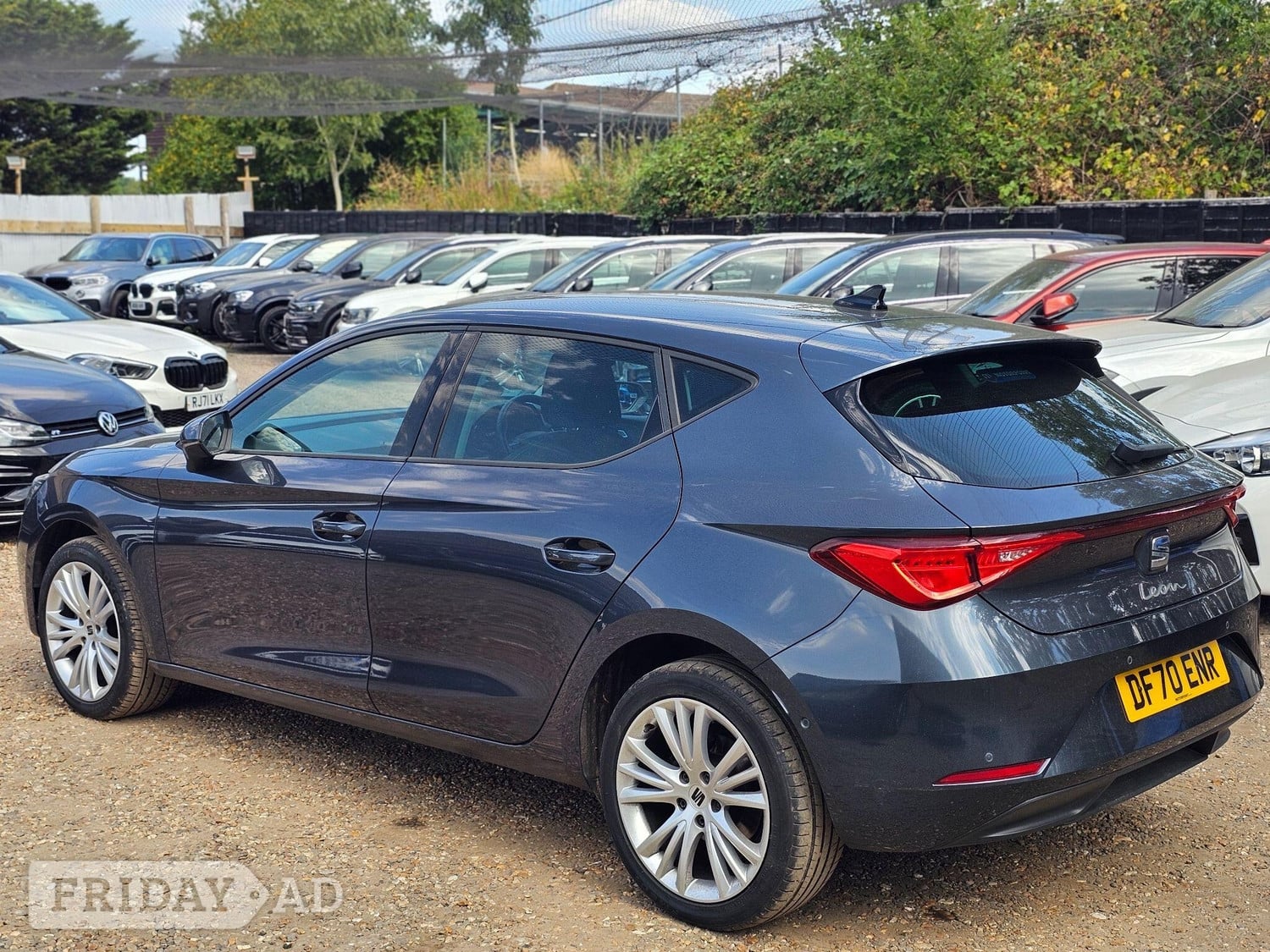 SEAT Leon 2020 - Cars in Addlestone