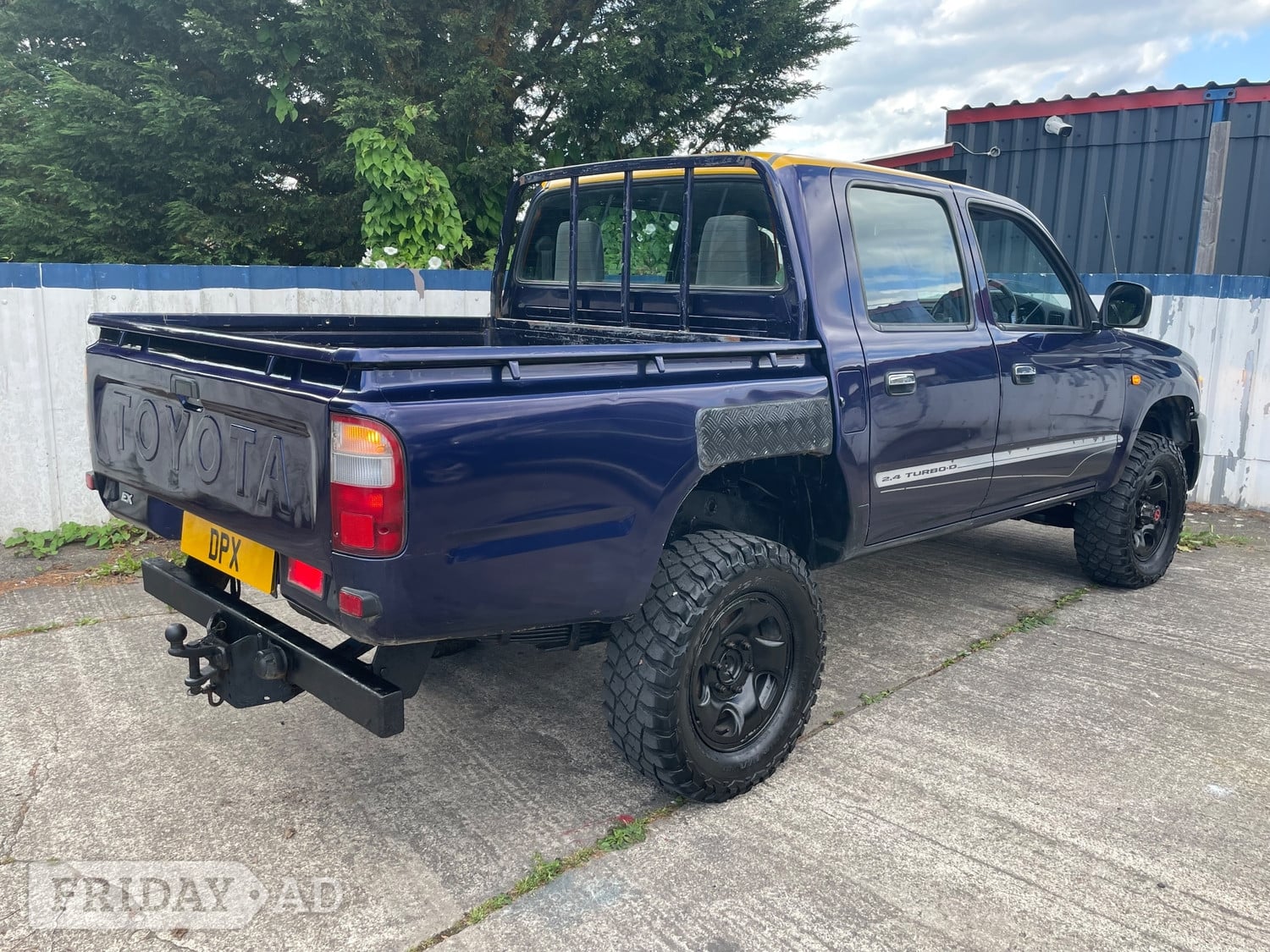 [ berth ]Toyota Hilux