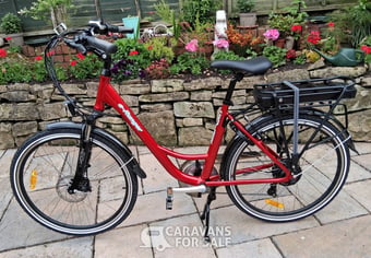 High Spec Step Through Electric Bike. Bought New September 2025 