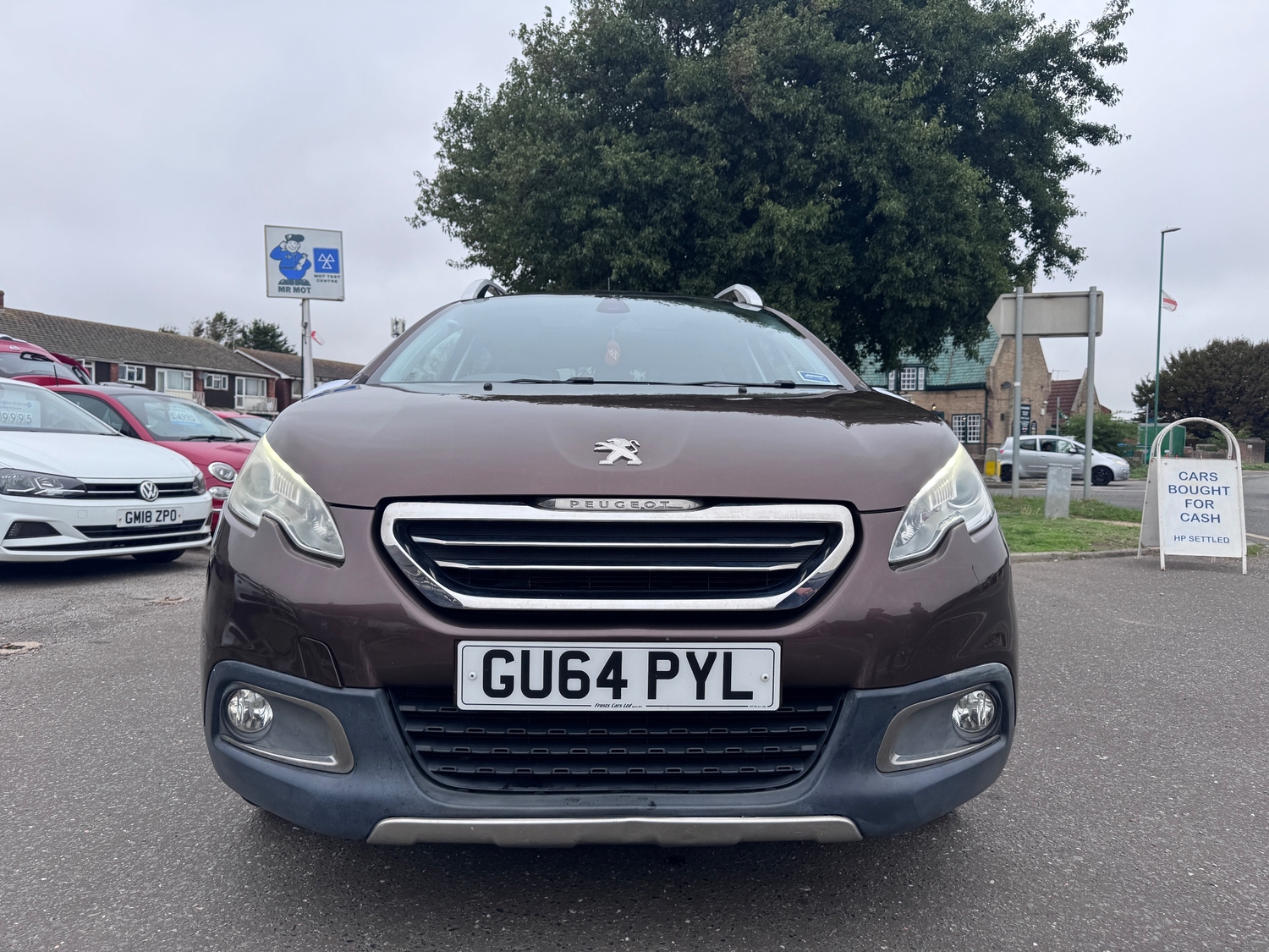 [ berth ]Peugeot 2008