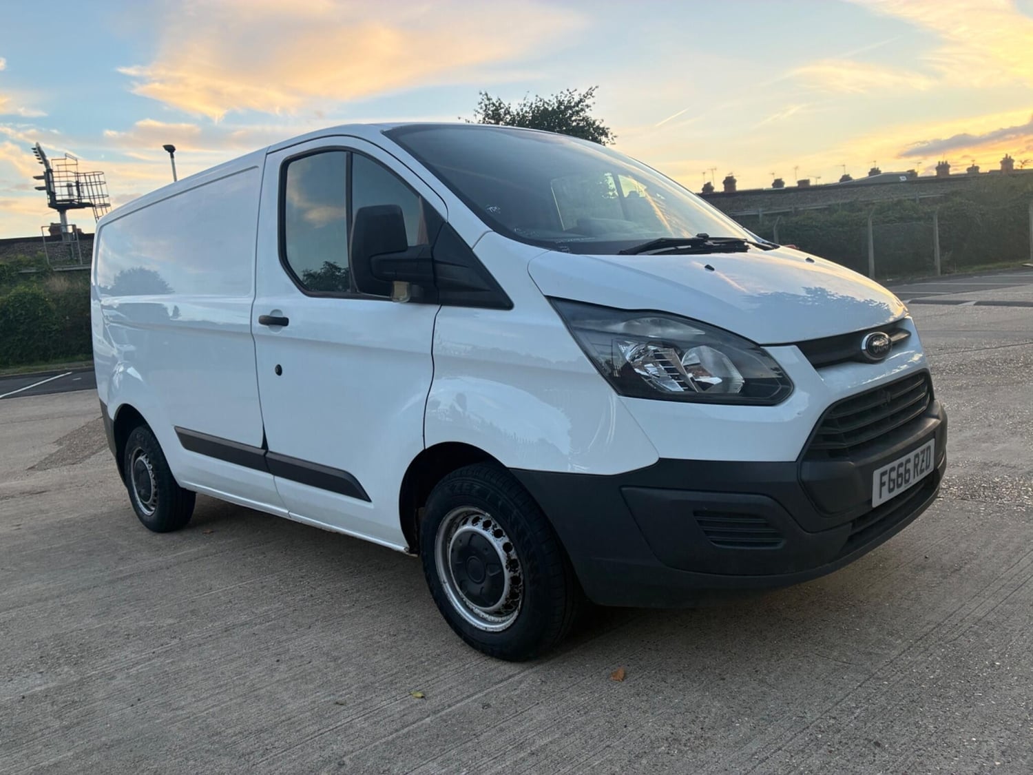 Ford Transit Custom 2016 - Vans & Commercial Vehicles