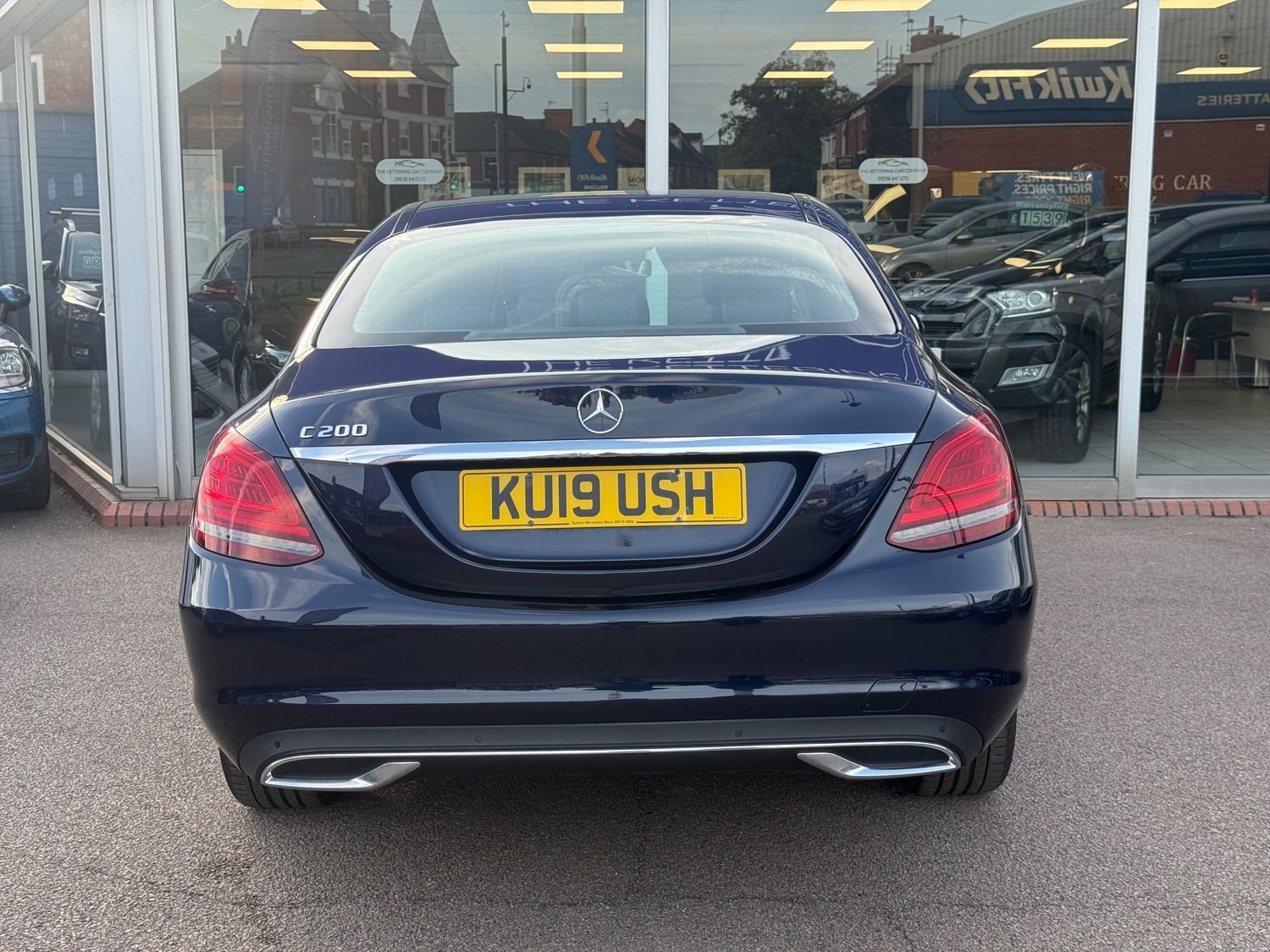 Mercedes-Benz C Class 2019 - Cars in Kettering
