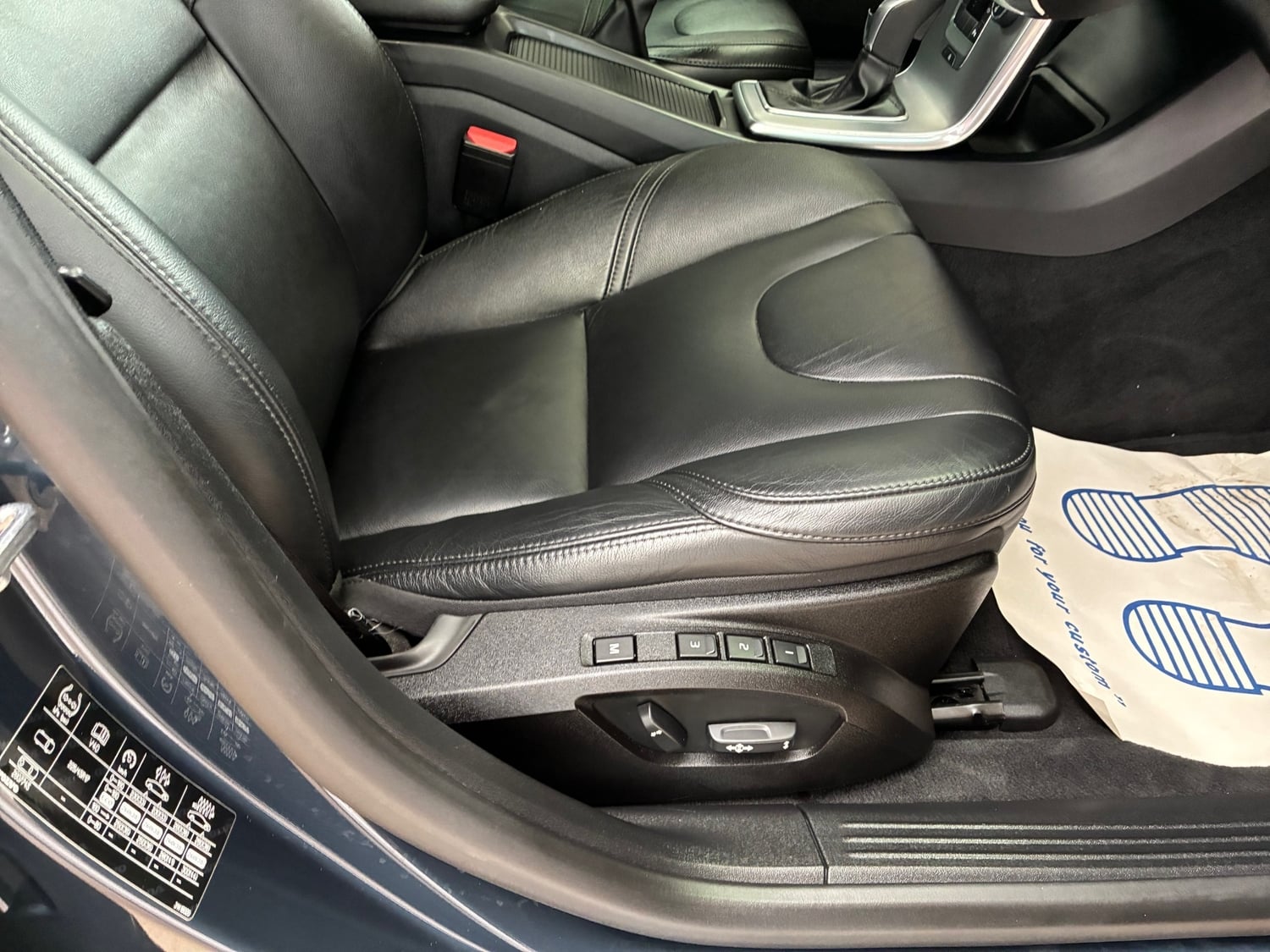 [ berth ]Volvo V40