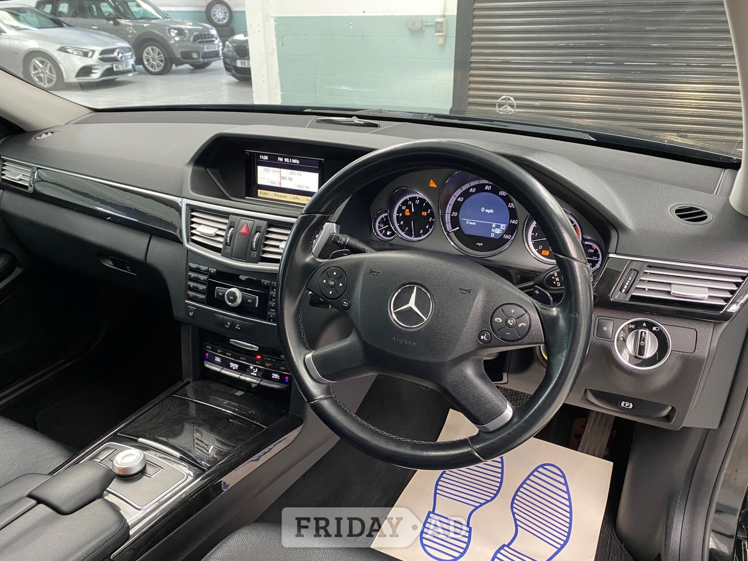 [ berth ]Mercedes-Benz E Class