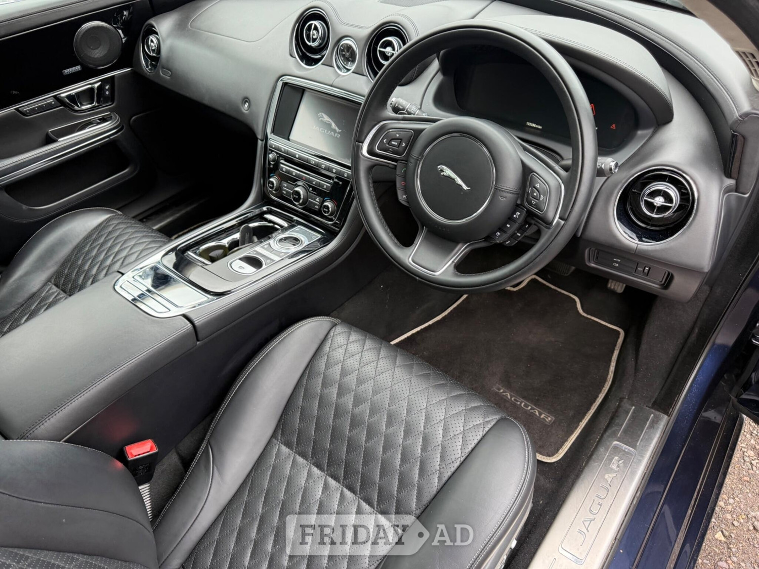 [ berth ]Jaguar XJ