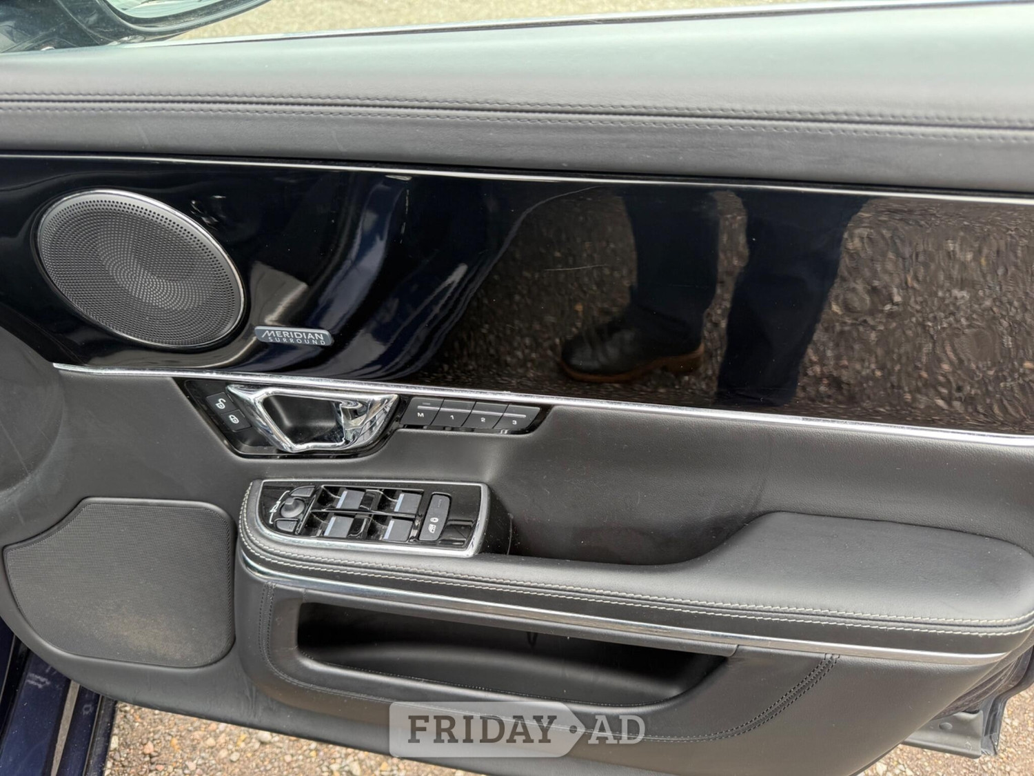 Jaguar XJ 2016 - Cars in Enfield