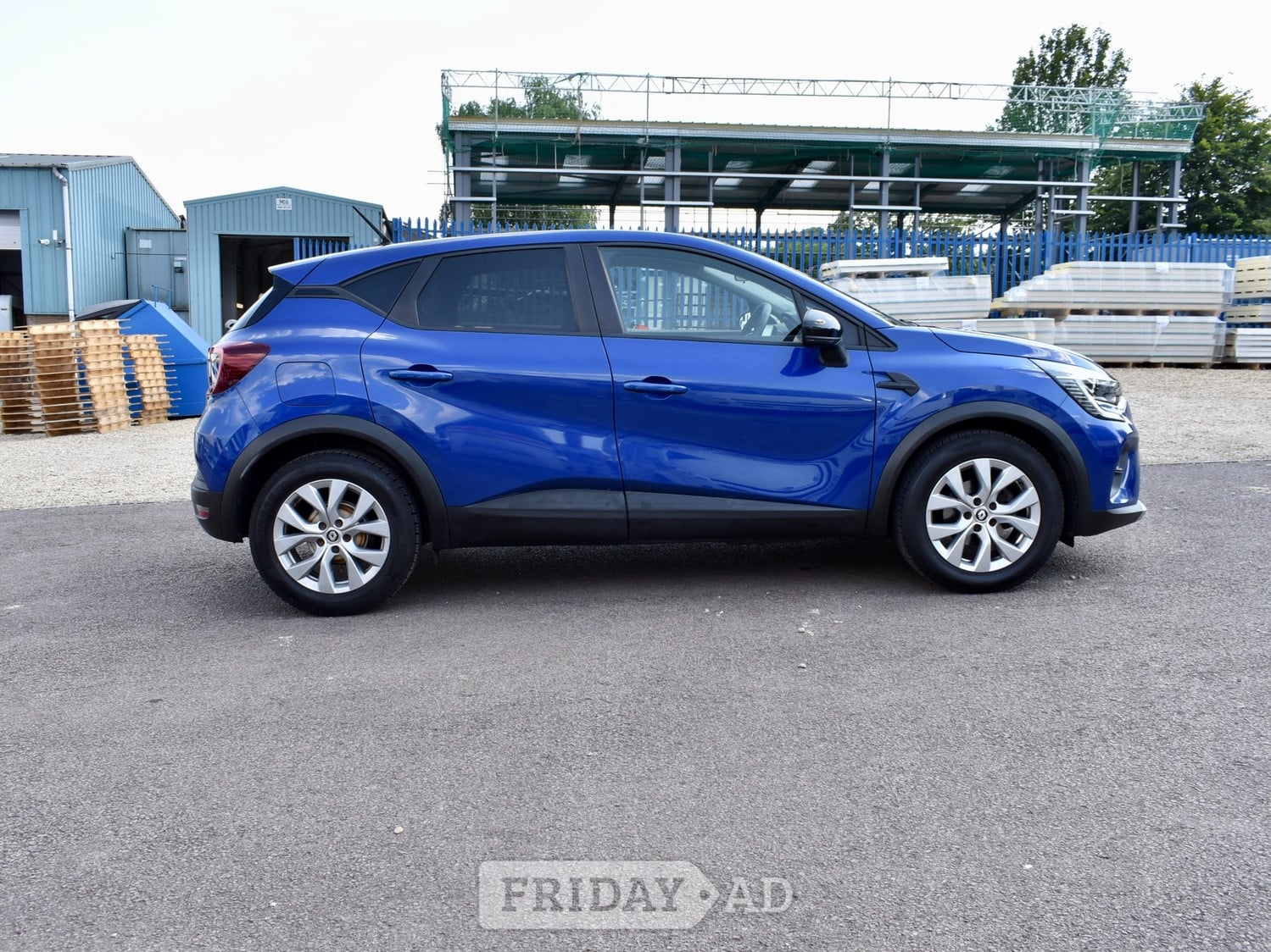 Renault Captur 2022 - Cars