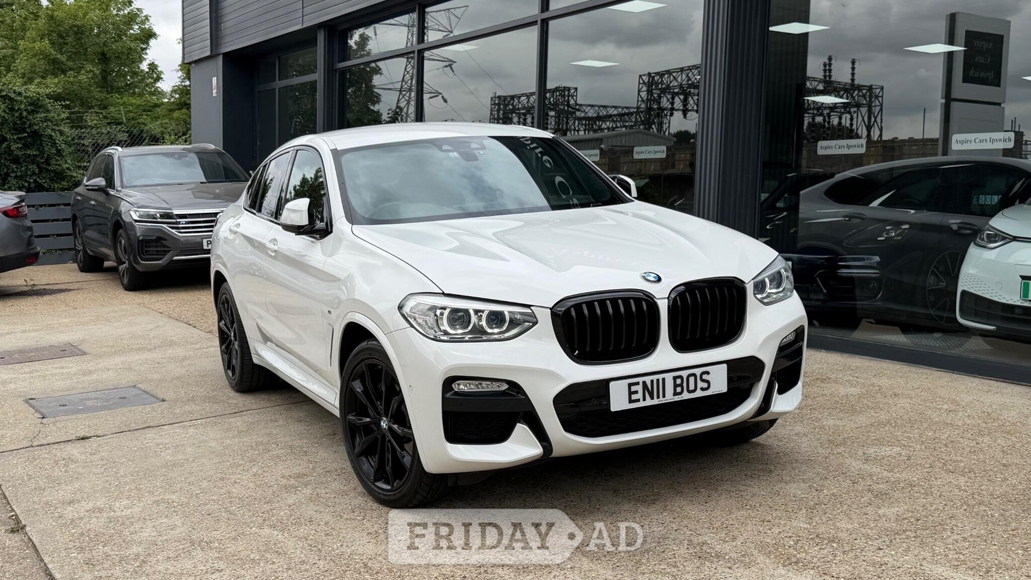 [ berth ]BMW X4