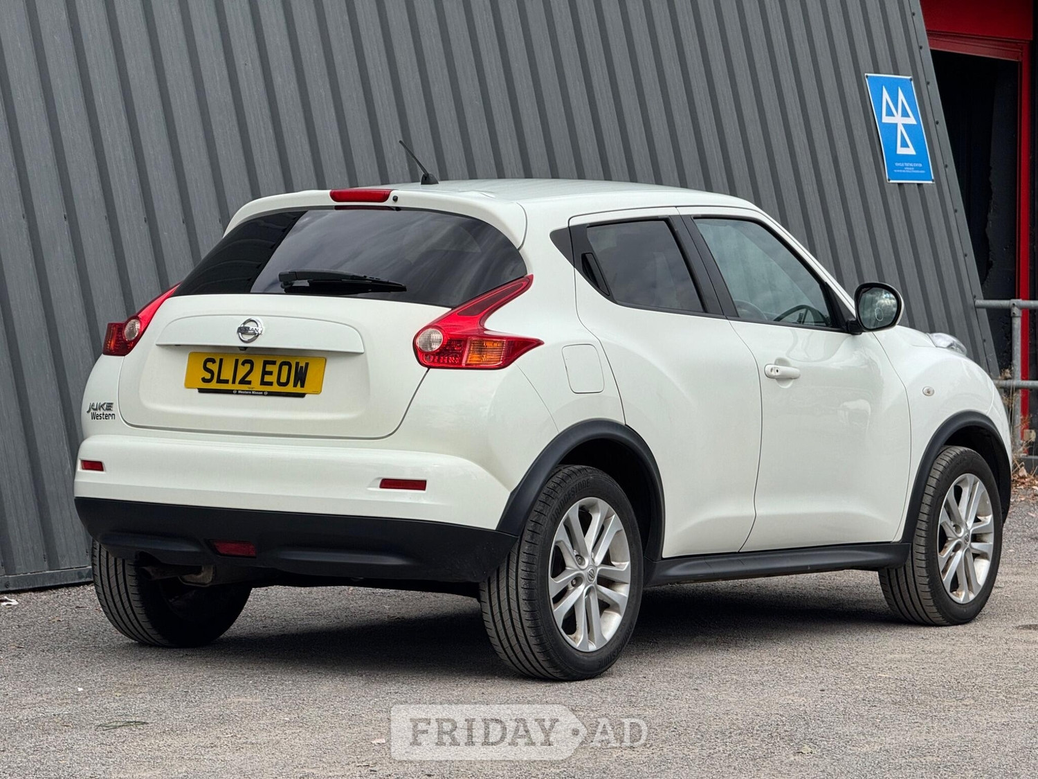 Nissan Juke 2012 - Cars
