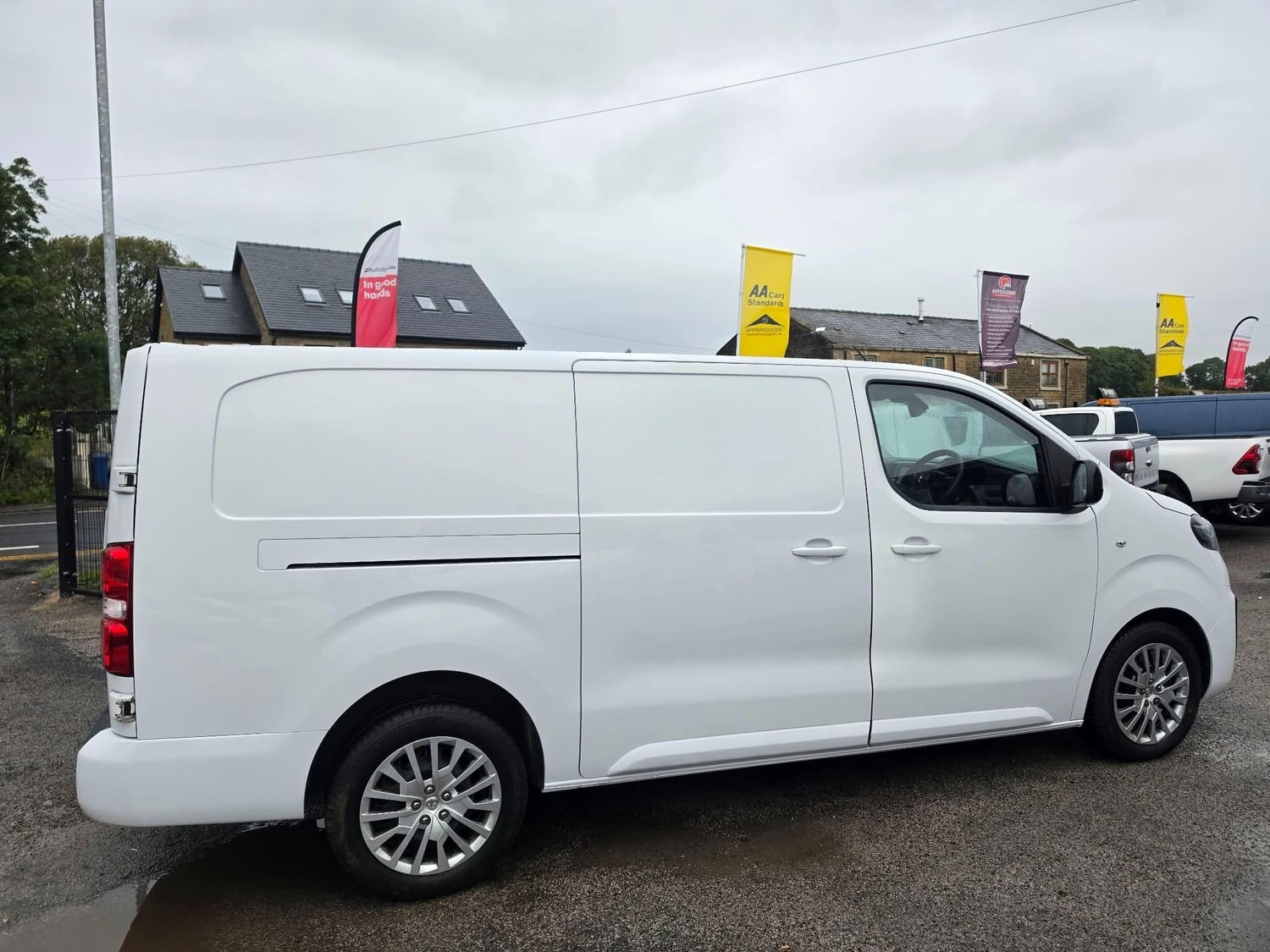 [ berth ]Vauxhall Vivaro