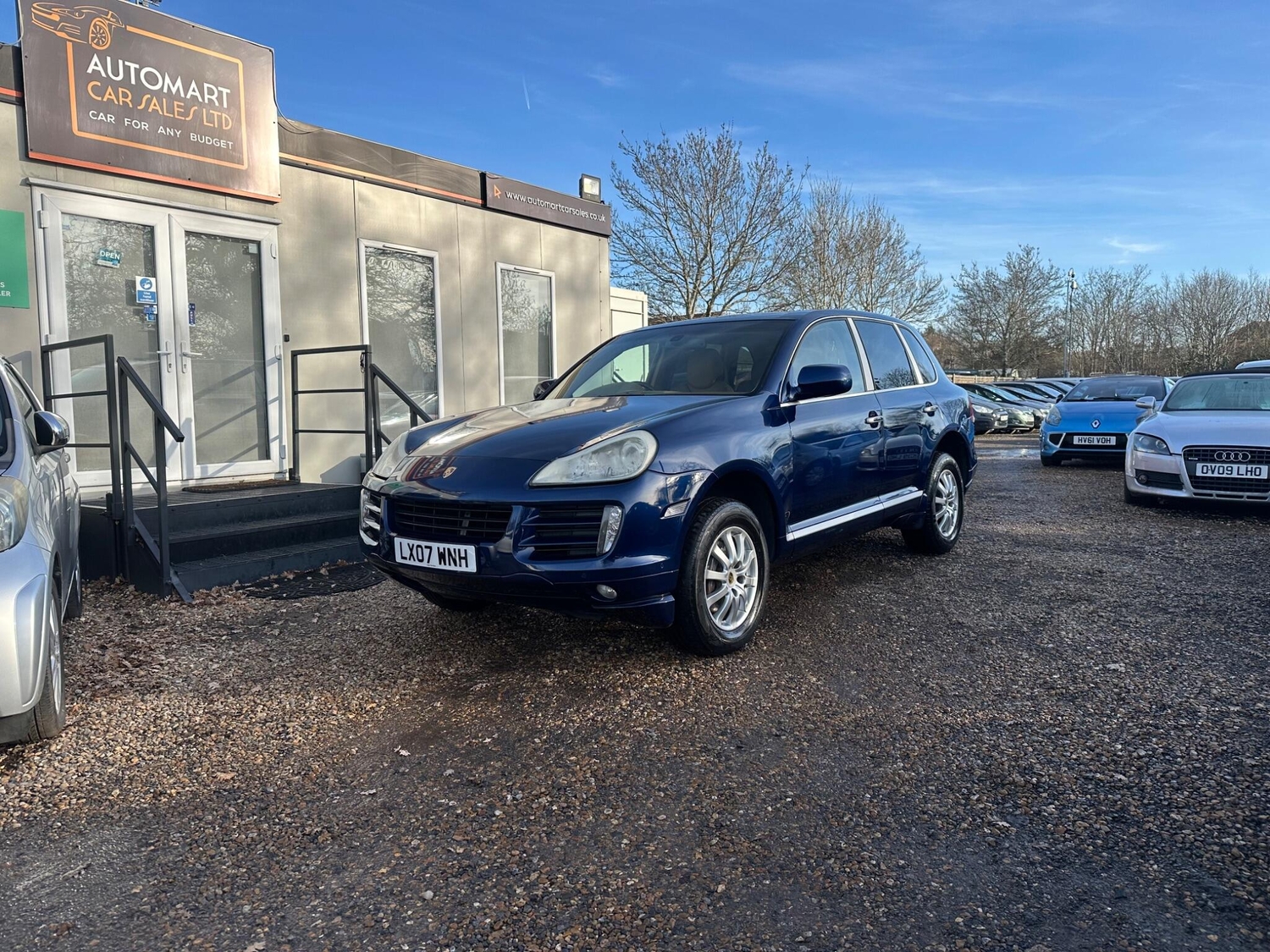 [ berth ]Porsche Cayenne