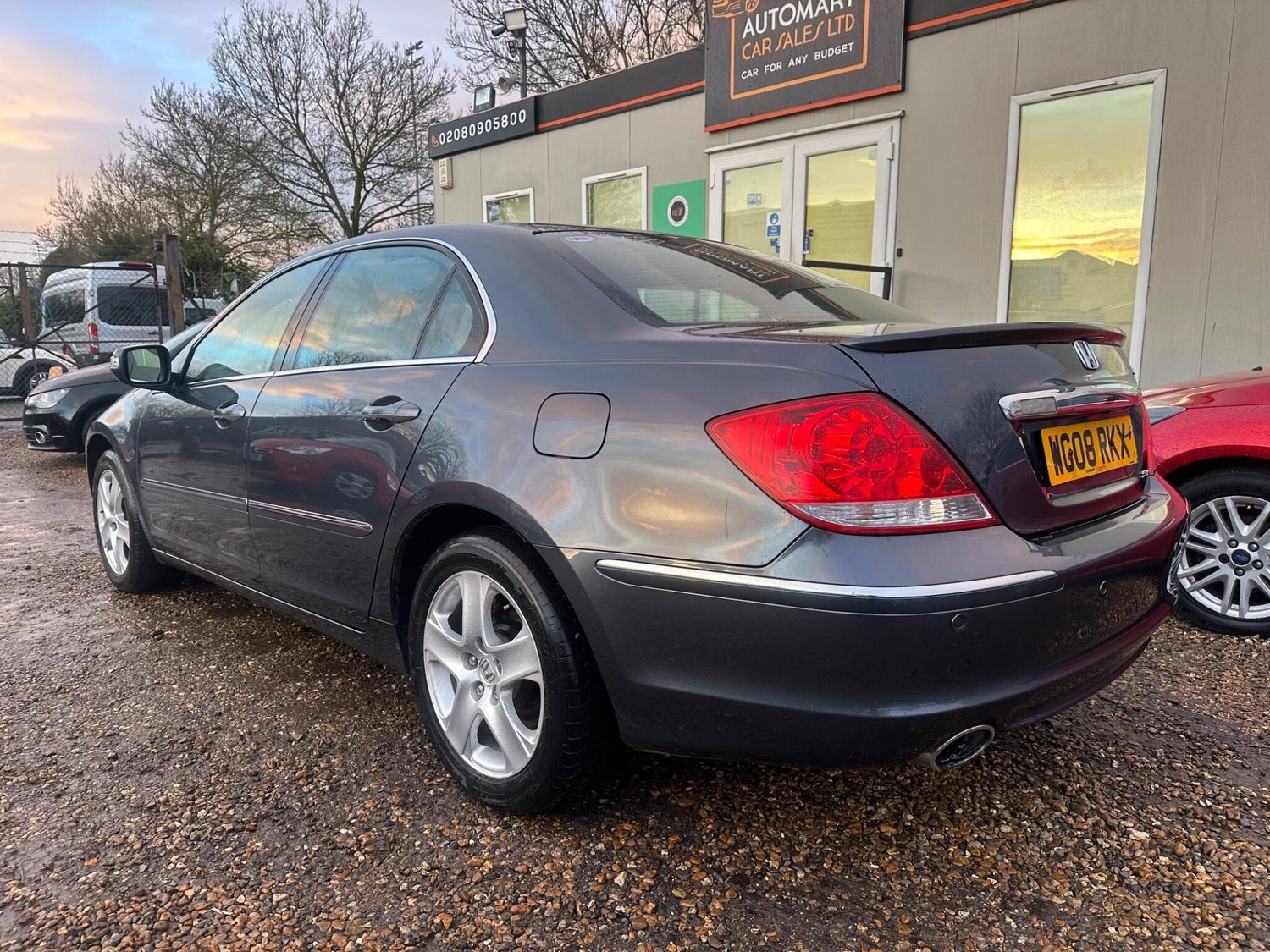 Honda Legend 2008 - Cars in Sunbury-On-Thames