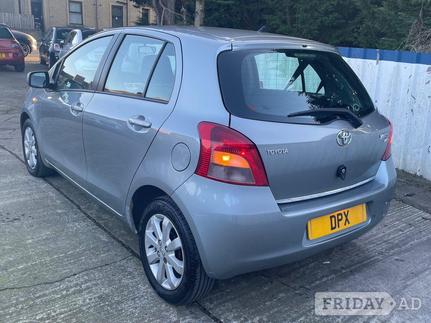 Toyota Yaris 2008 - Cars