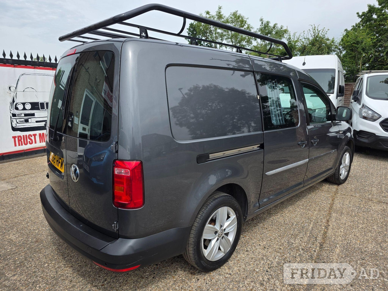[ berth ]Volkswagen Caddy Maxi