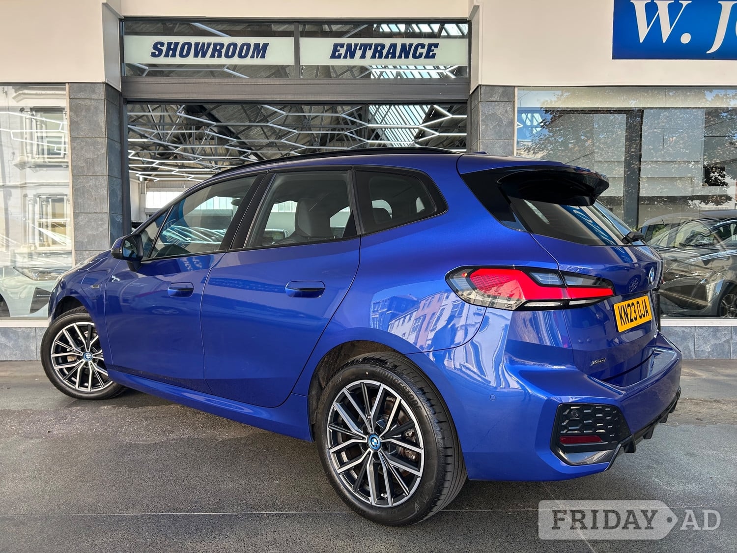 BMW 2 Series Active Tourer 2023 - Cars