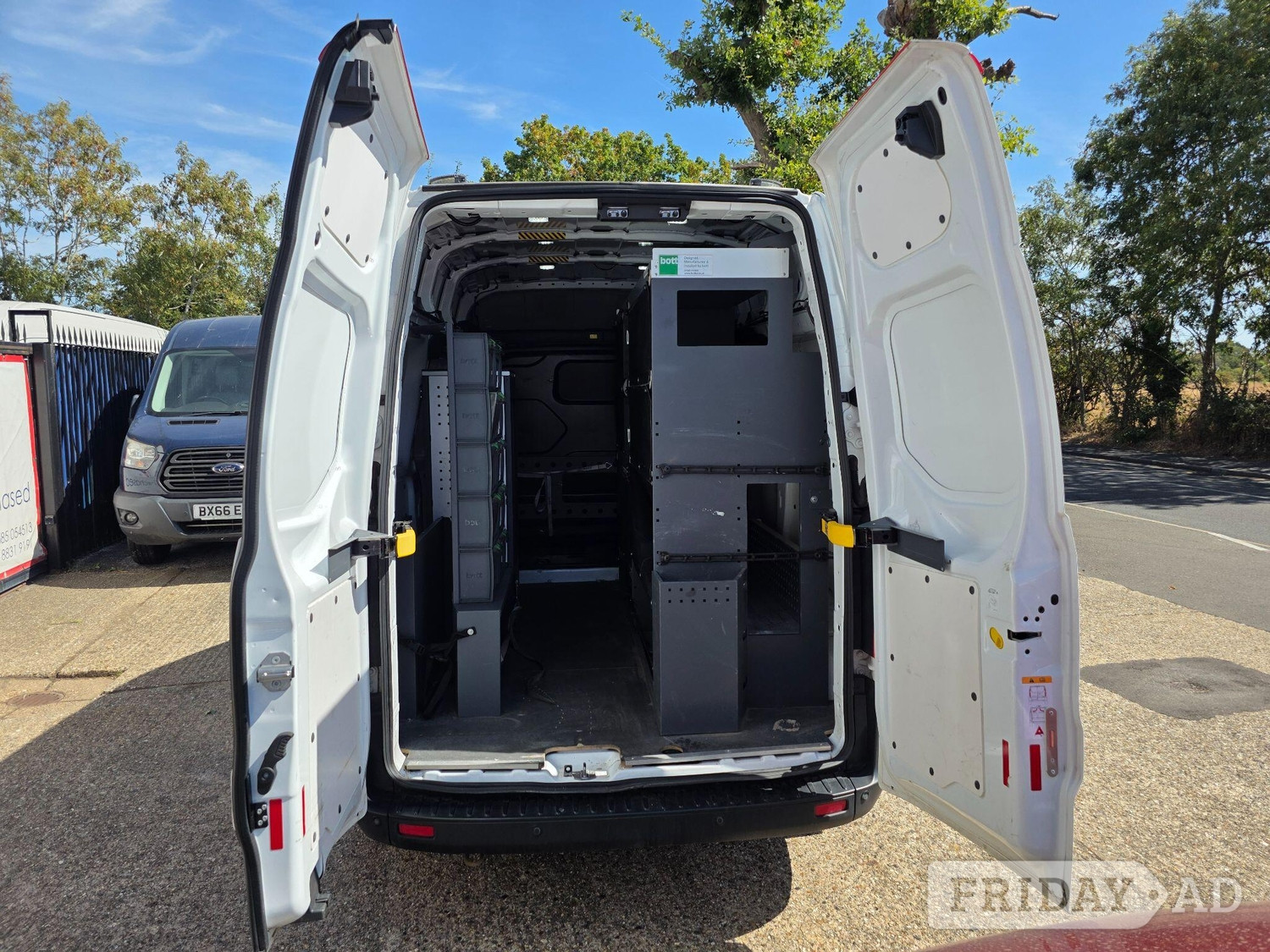 Ford Transit Custom 2020 - Vans & Commercial Vehicles in Hounslow