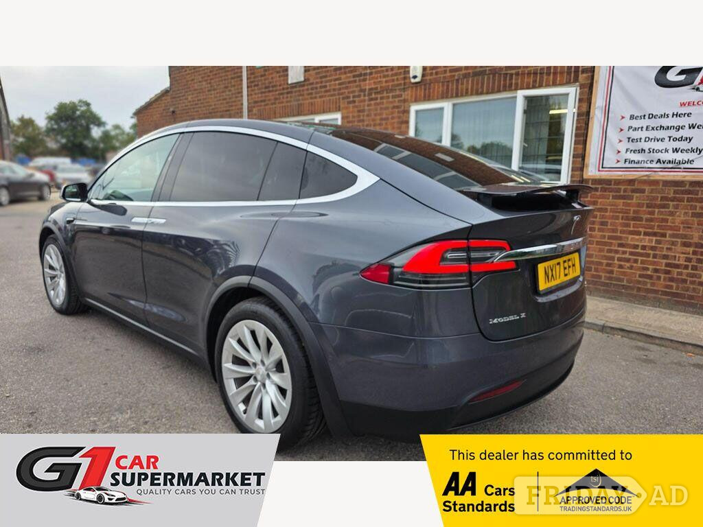 Tesla Model X 2017 - Cars in Leighton Buzzard
