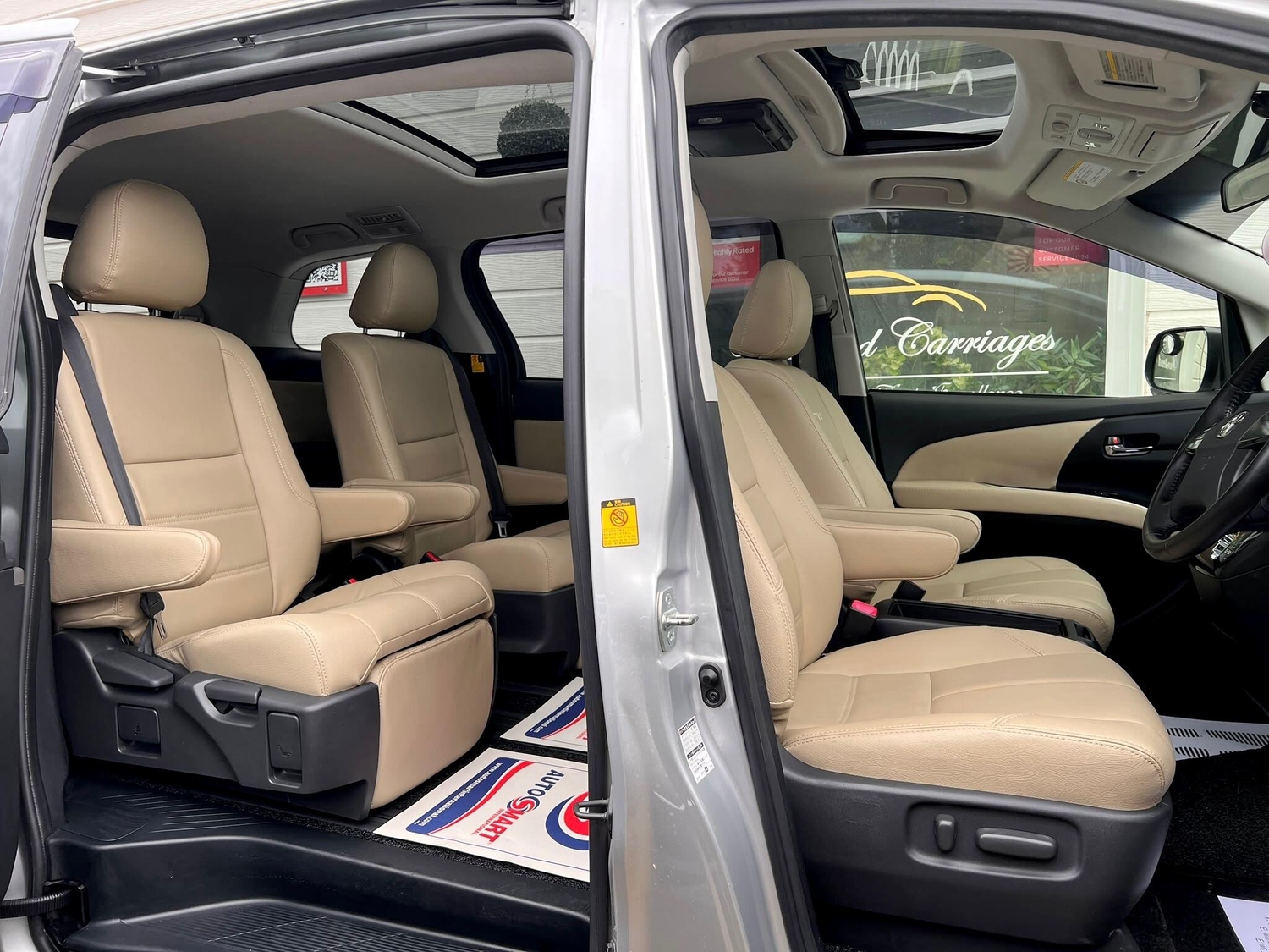 Toyota Estima 2015 - Cars in Waltham Forest
