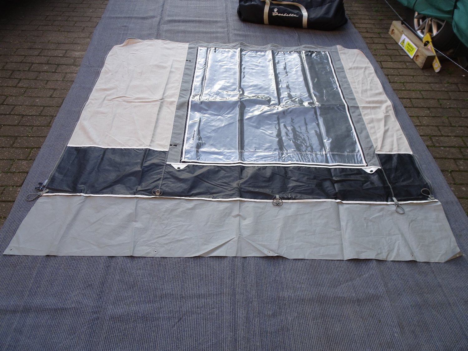 Larkfield Isabella magnum 250x340 coal awning with IXL poles