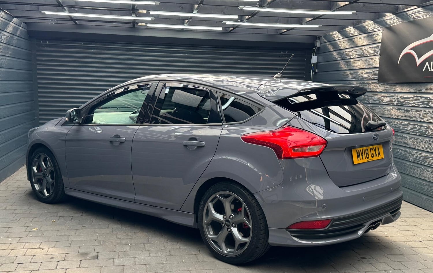 Ford Focus 2018 - Cars