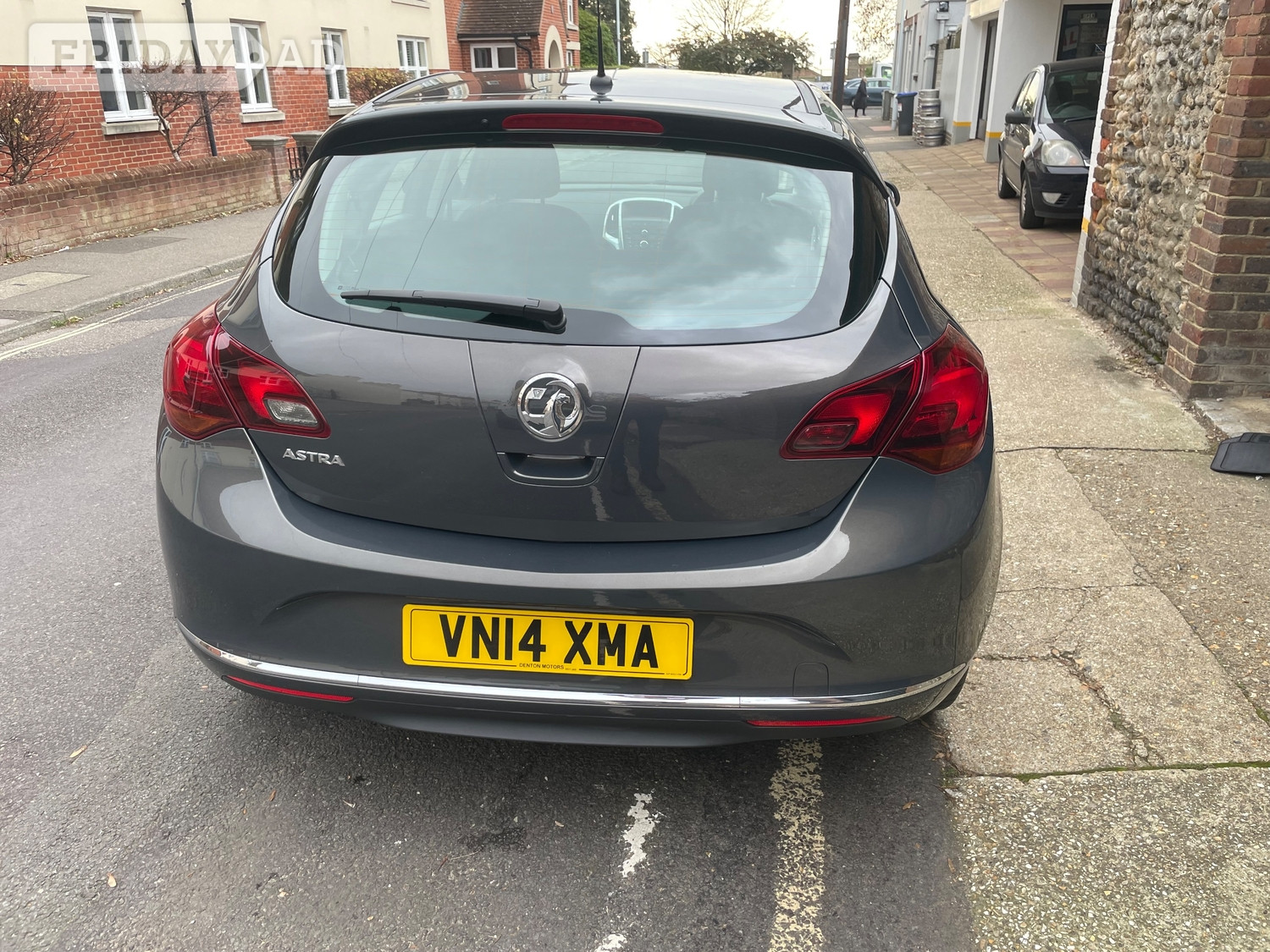 [ berth ]Vauxhall Astra