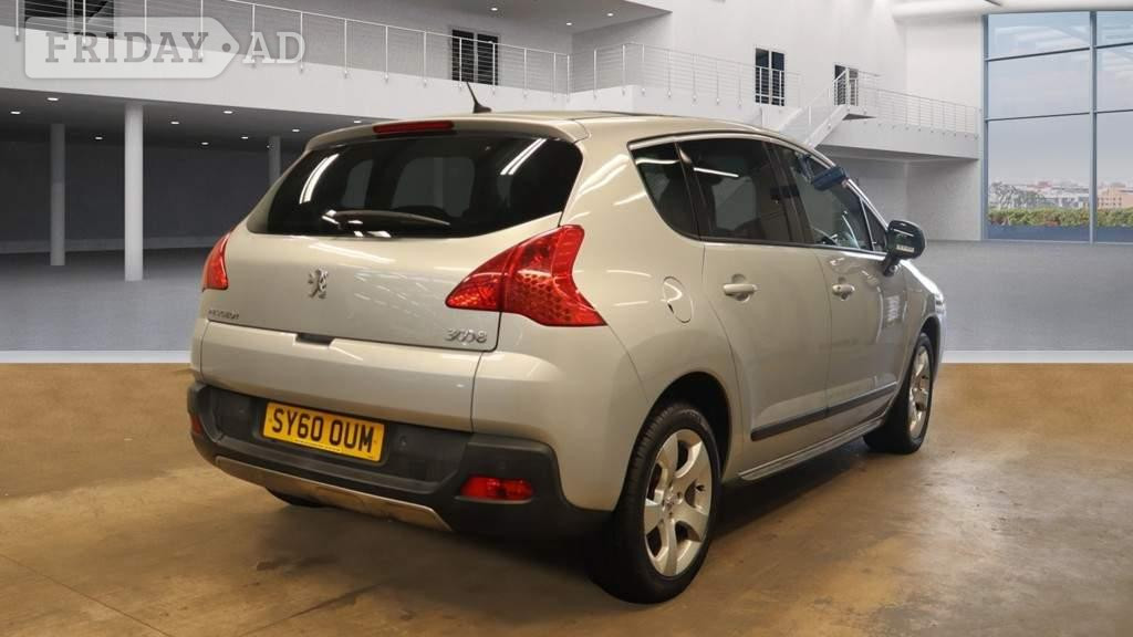 Peugeot 3008 2010 - Cars in Hounslow