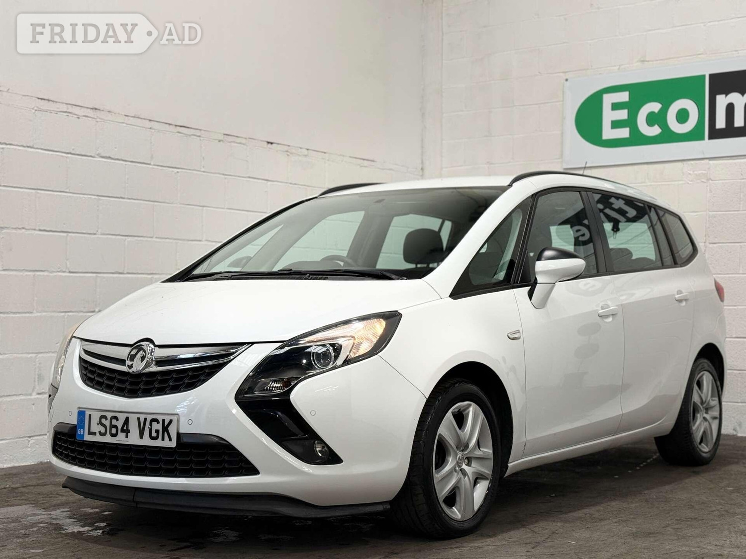 Vauxhall Zafira Tourer 2014 - Cars in Uxbridge