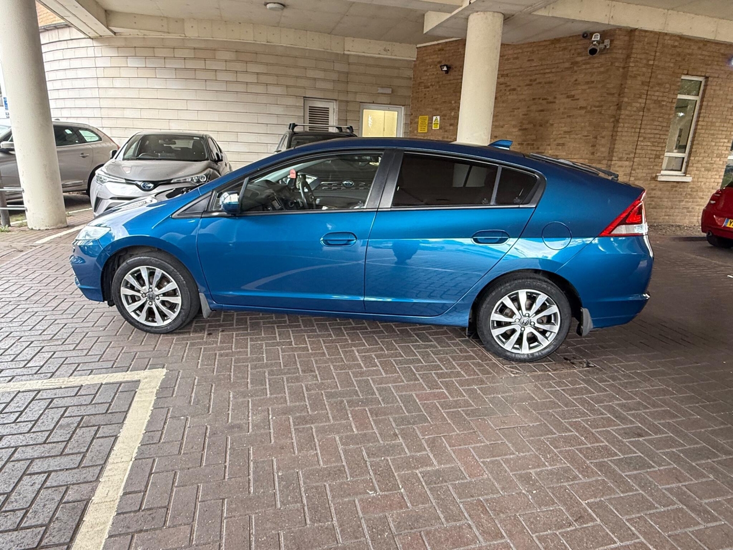 Honda Insight 2012 - Cars