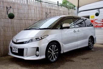 Toyota Estima 2015