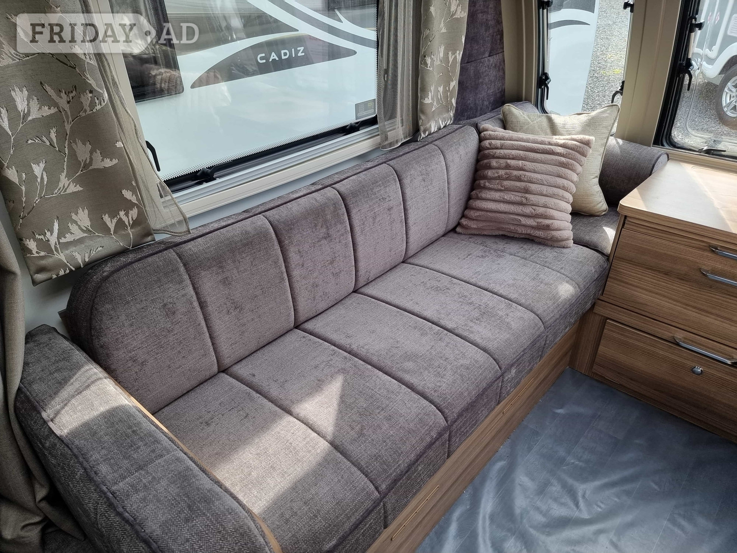 Bailey Unicorn Deluxe Madrid 2026 - Motorhomes & Caravans in Highbridge