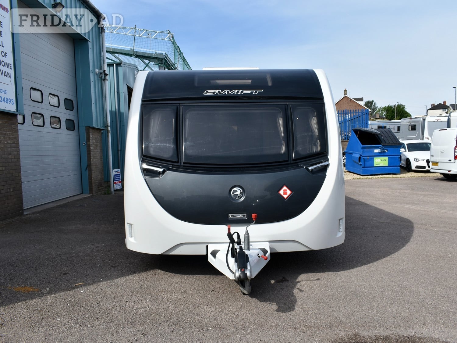 [ berth ]Swift Challenger X835