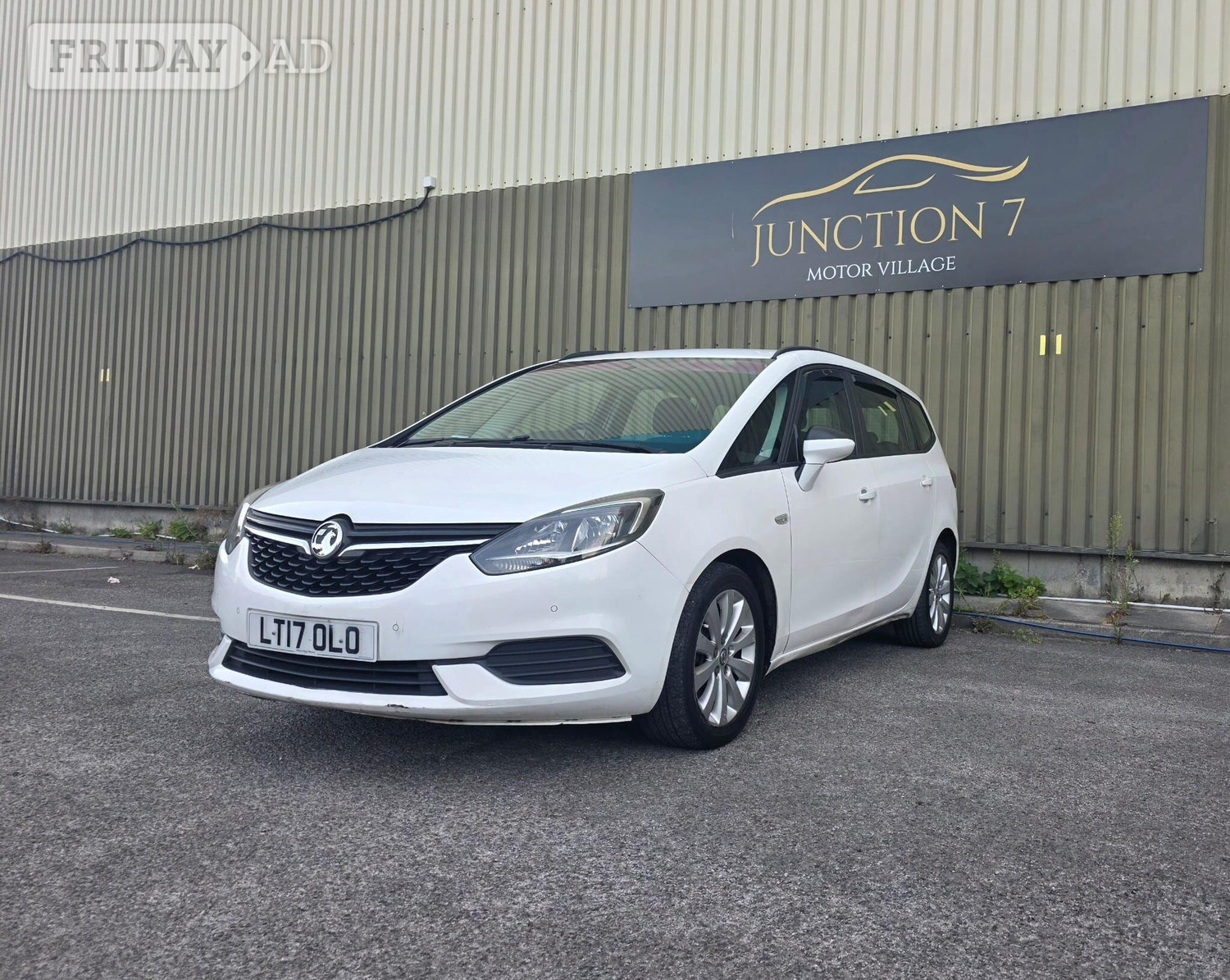 Vauxhall Zafira Tourer 2017 - Cars