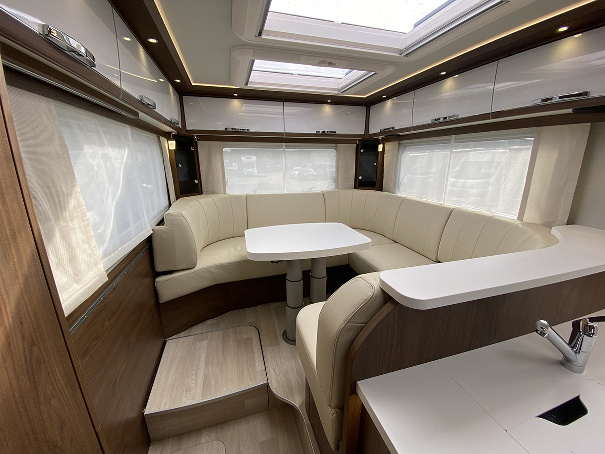 Frankia Platin I 8400 Plus 2026 for sale - Motorhomes & Caravans in Newark