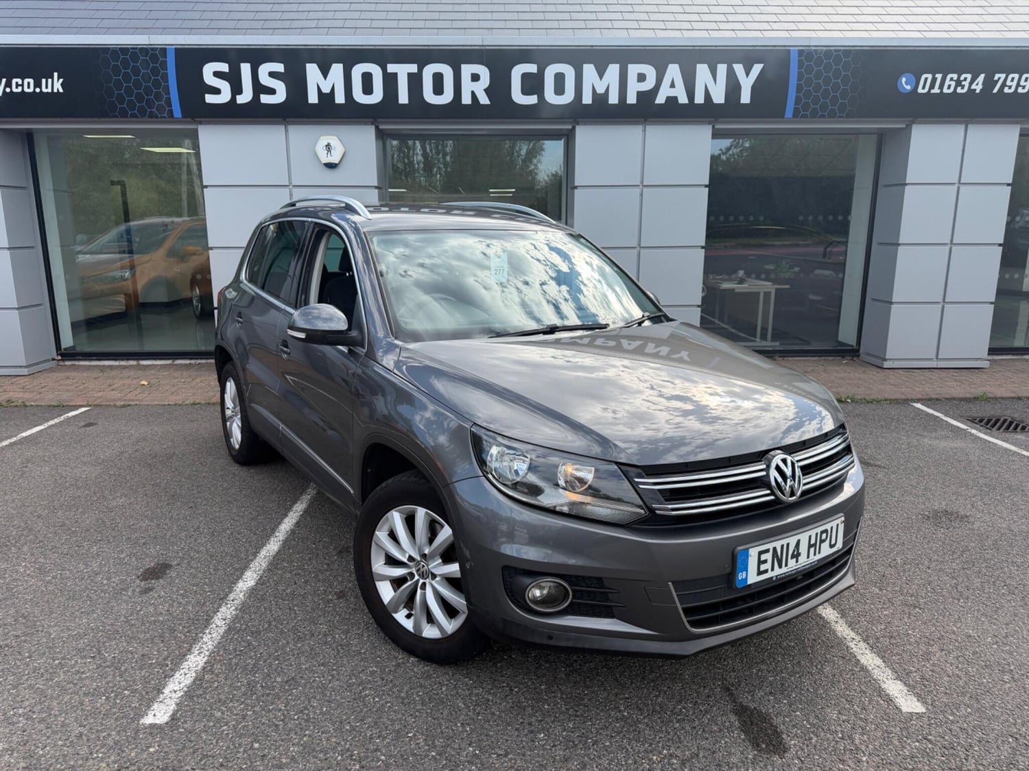 Volkswagen Tiguan 2014 in Gillingham